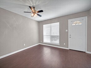 Building Photo - 3031 Sumpter St