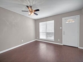 Building Photo - 3031 Sumpter St