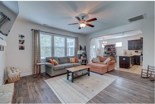 Foto del edificio - 8603 Lanvale Forest Dr