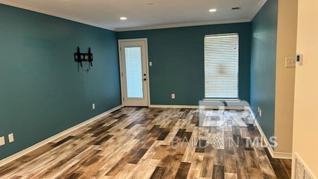 Building Photo - 8070 Kimberlin Dr S
