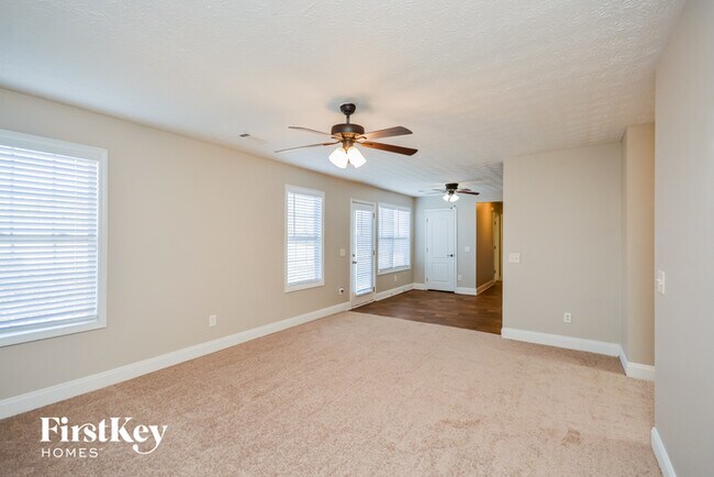 Foto del edificio - 1601 Whitehill Way