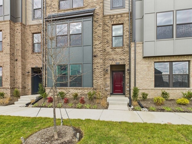 Building Photo - 9678 Turning Point Dr