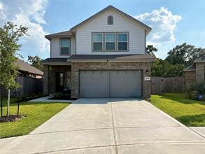 Building Photo - 2031 Iris Hls Ln