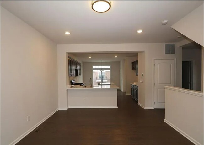 Building Photo - 49791 Lantern Way