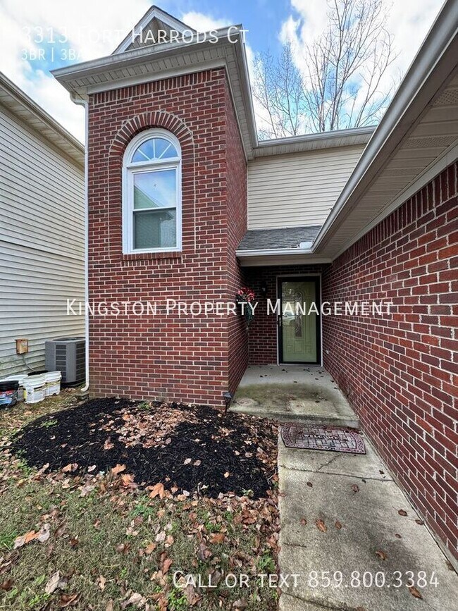 Building Photo - Gorgeous 3 Bedroom House! 1/2 OFF SECURITY...