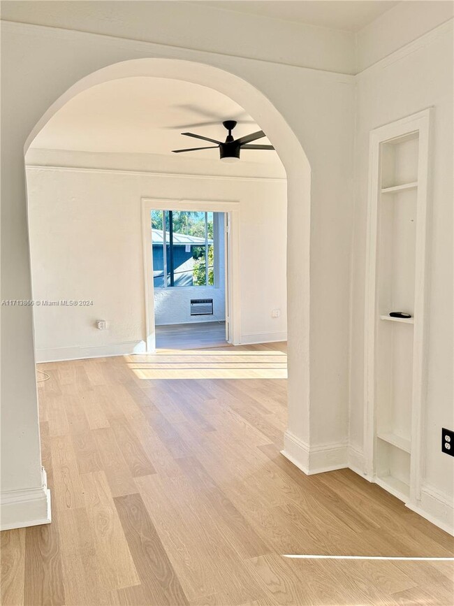 Foto del edificio - 3433 Garden Ave