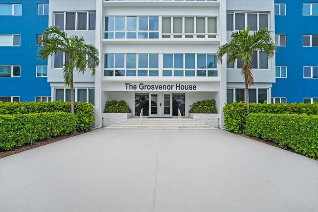 Foto del edificio - 120 N Ocean Blvd