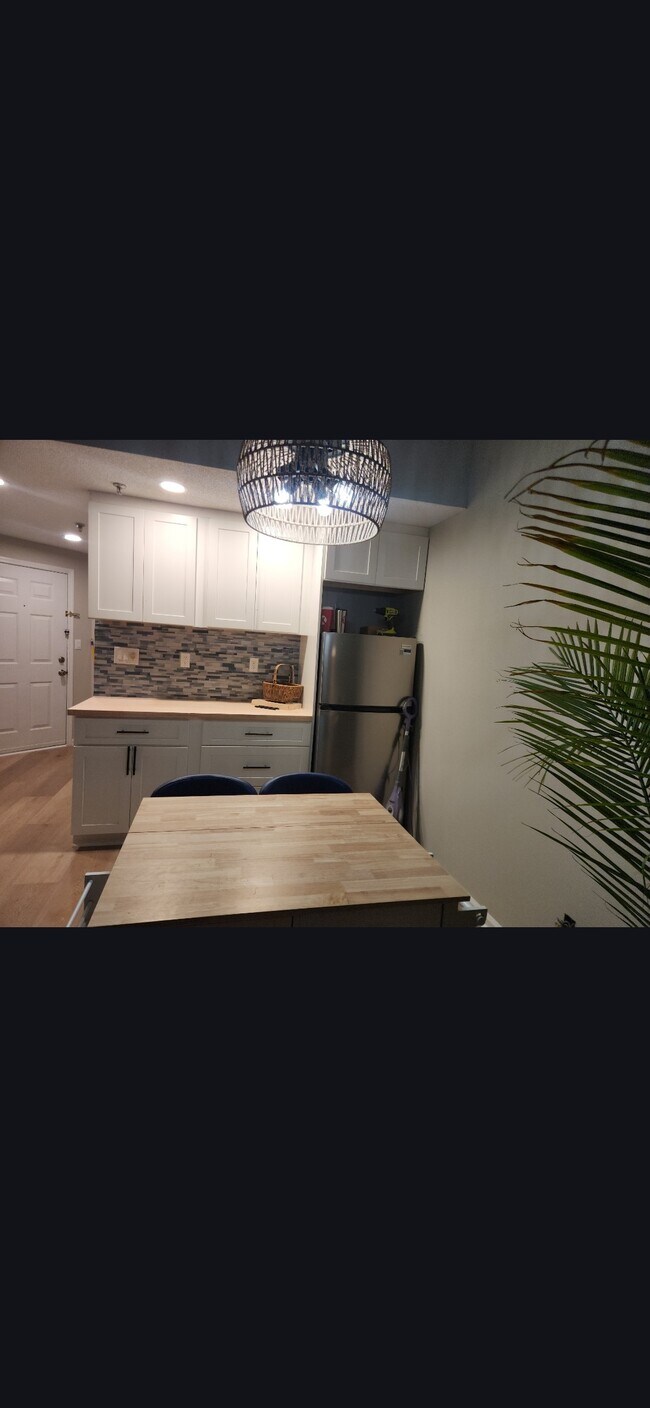 Foto del edificio - 1100 Possum Trot Rd