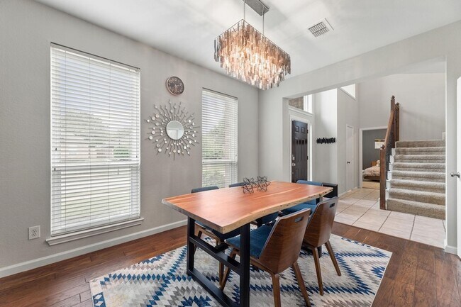 Foto del edificio - 10713 Alexandria Dr