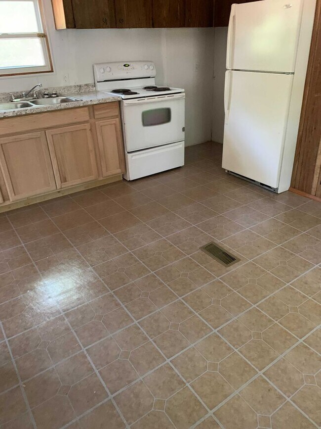 Building Photo - Attention Section 8 Vouchers! Available Now! Rent this 3 bedroom home in Aiken!