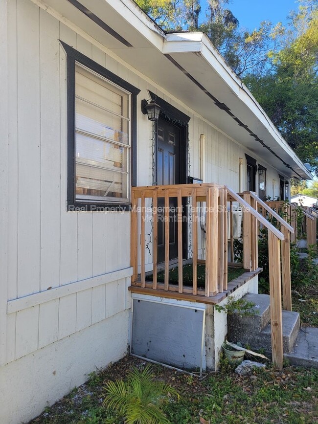 Photo - 404 W Amelia Ave Apartment