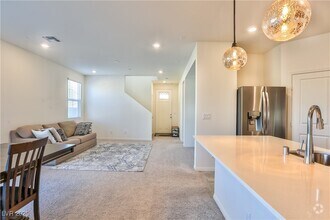 Building Photo - 2465 Bellinzona Pl