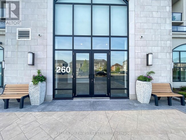 Building Photo - 260-260 Villagewalk Blvd