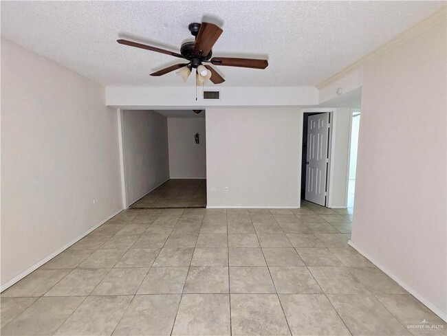 Building Photo - 1811 Perkins Ave