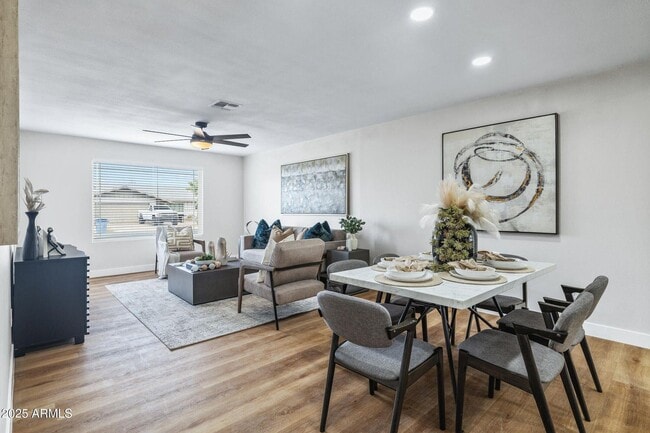 Foto del edificio - 113 E Fairmont Dr