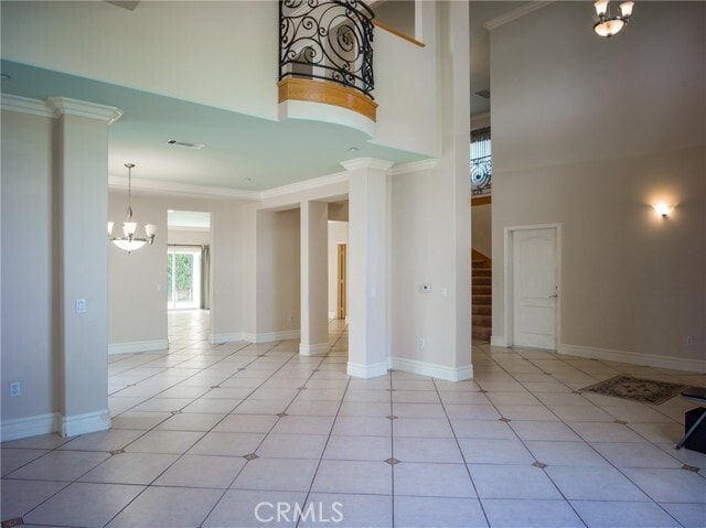 Building Photo - 146 W Le Roy Ave