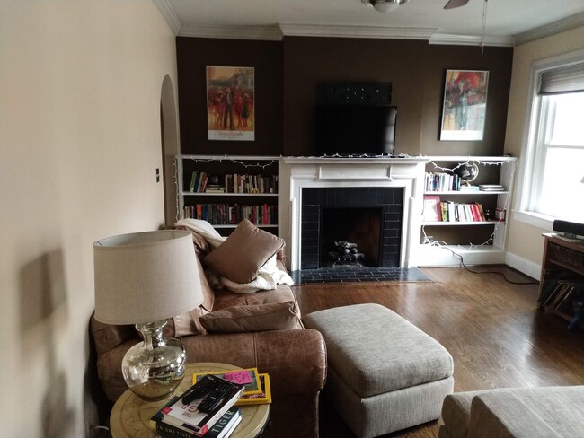 Foto del edificio - 1414 Eastern Pkwy