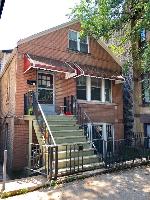 Primary Photo - 2039 W McLean Ave
