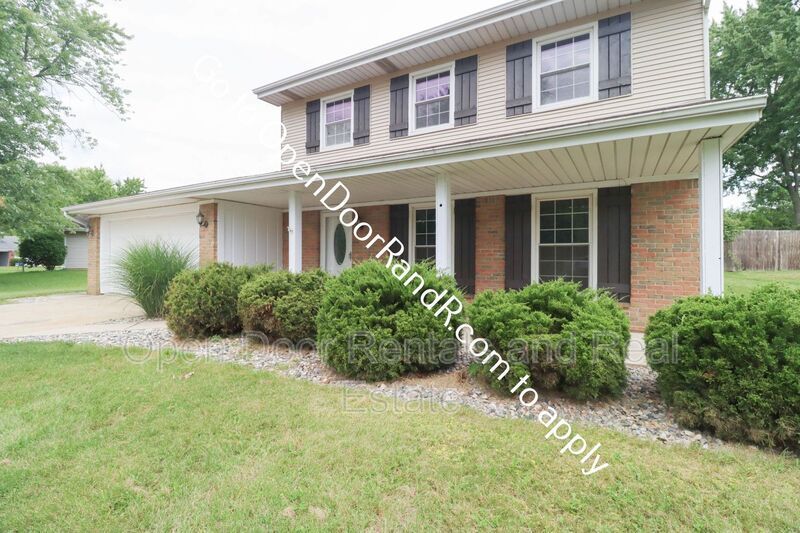 3303 Shoaff Park River Dr, Fort Wayne, IN 46835 House Rental in Fort