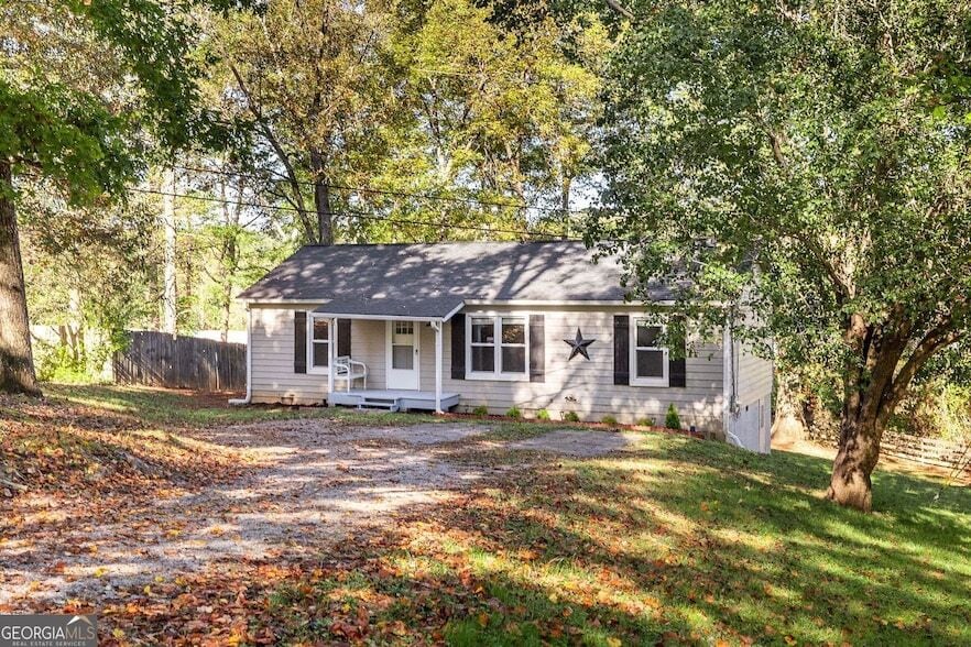 Primary Photo - 255 Lowry St