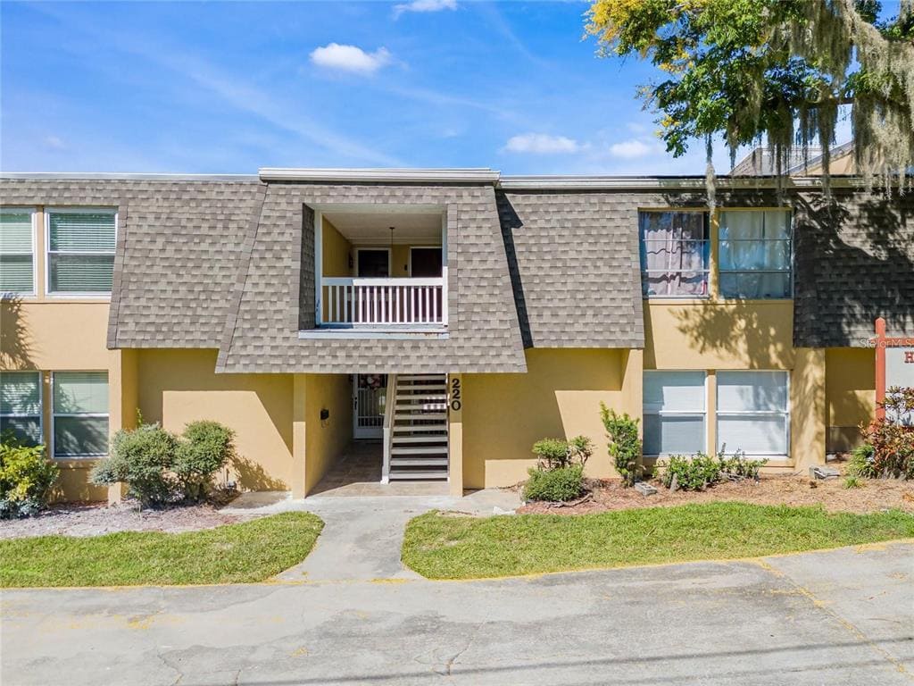 220 E Desoto St Unit 4, Clermont, FL 34711 Condo for Rent in Clermont