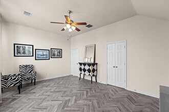 Building Photo - 28111 Helmsman Knolls Dr