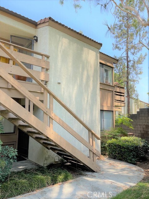 Building Photo - 22890 Hilton Head Dr