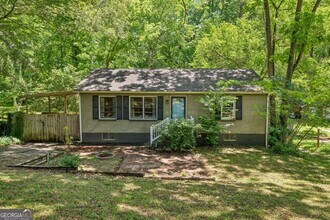 Building Photo - 1410 Cobb Branch Dr