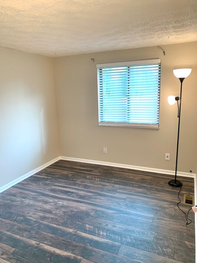 Dormitorio 2 - 1891 Fernwood Pl