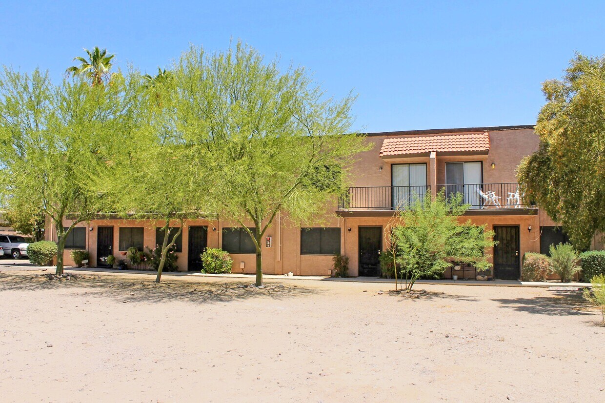 Las Palmas Apartments in Wickenburg, AZ