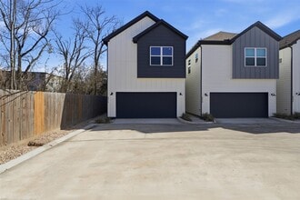 Building Photo - 8014 Huntington Spgs Ln