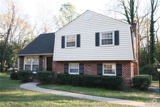 Building Photo - 12141 Old Buckingham Rd