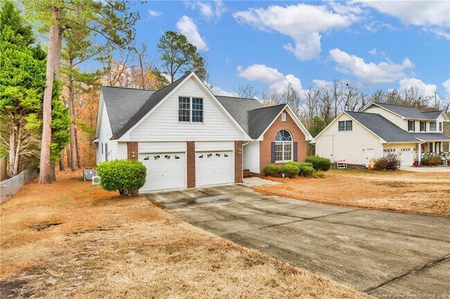 Building Photo - 1689 Sykes Pond Rd