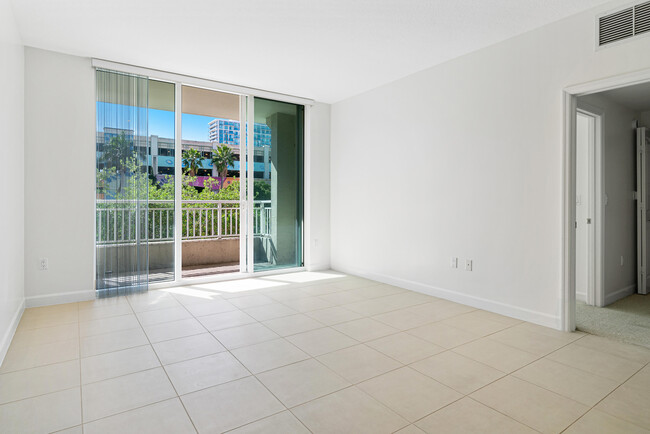 Building Photo - 480 Hibiscus St