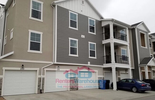 Building Photo - 13084 S Tortola Dr