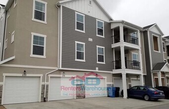 Building Photo - 13084 S Tortola Dr