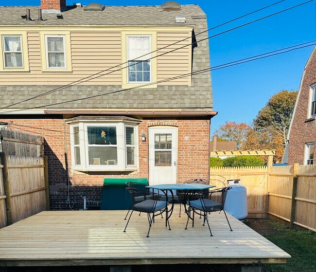 259 Raleigh Way, Portsmouth, NH 03801 Townhome Rentals in Portsmouth