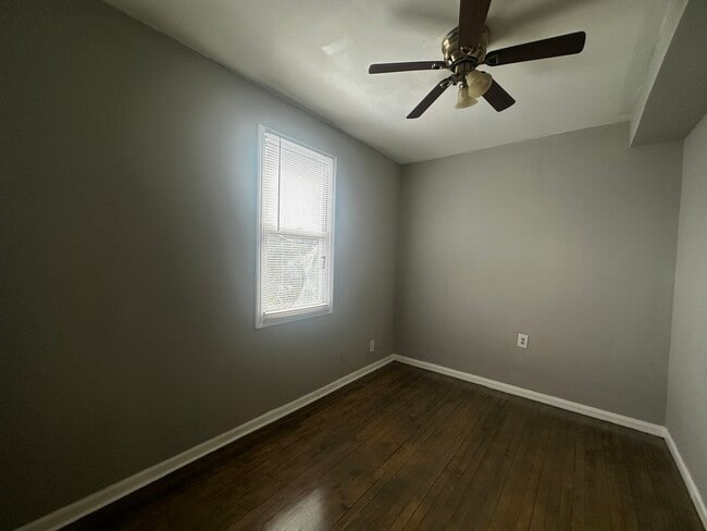 Building Photo - 5159 S Albany Ave
