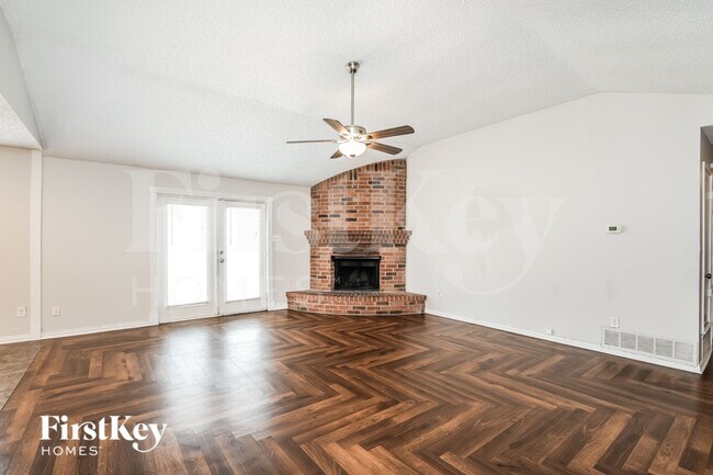 Foto del edificio - 4121 Gentle Springs Dr