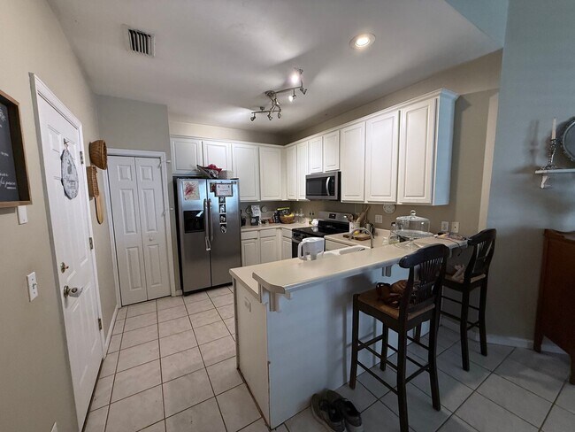 Foto del edificio - Townhome in Villages Of Maclay