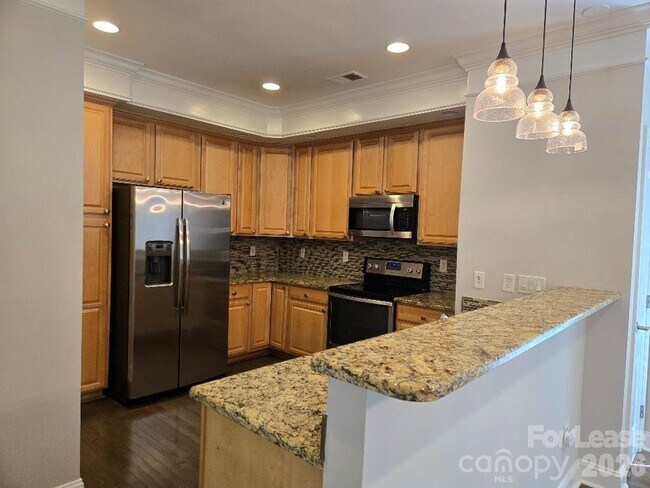 Building Photo - 2359 Madeline Meadow Dr