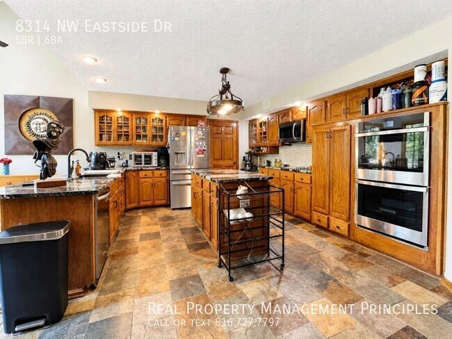 Foto del edificio - 8314 NW Eastside Dr