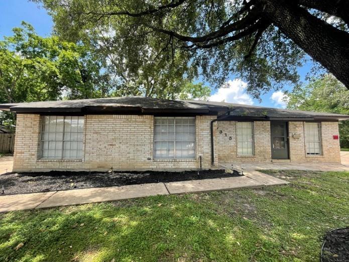 Foto principal - 7315 Housman St