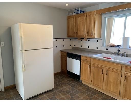 Building Photo - 5455 N Main St