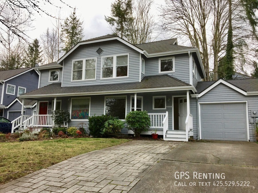 Foto principal - 3 Bedroom Townhome In Klahanie Community!