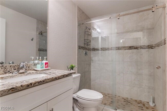 Foto del edificio - 1712 SW 13th St