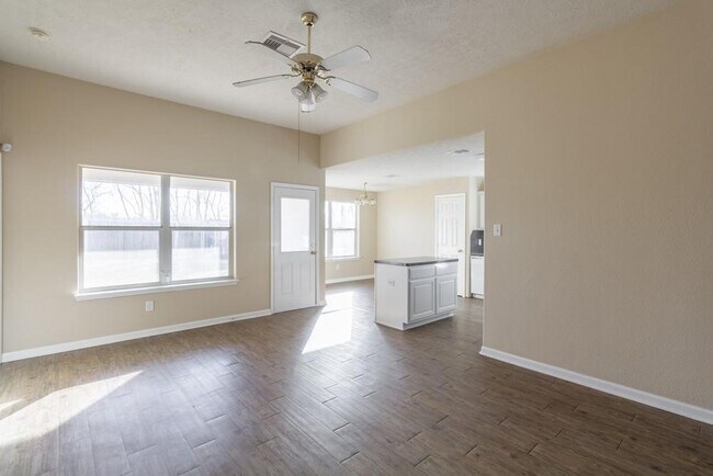 Building Photo - 2604 Redfish Dr