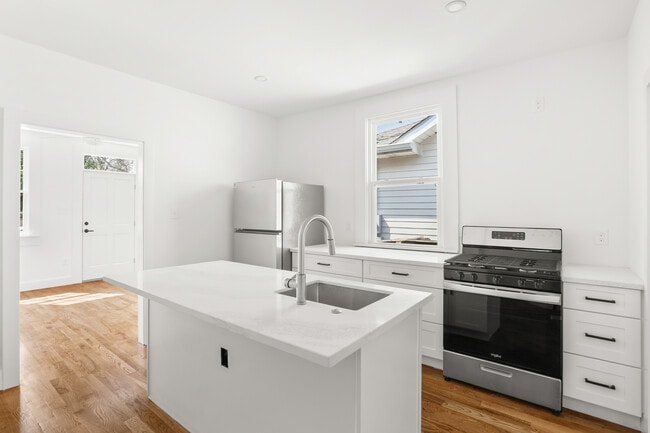 Photo - 8707 Green St Apartment