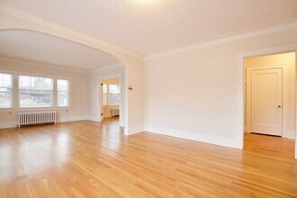 Building Photo - 6406-6414 32nd Ave NW