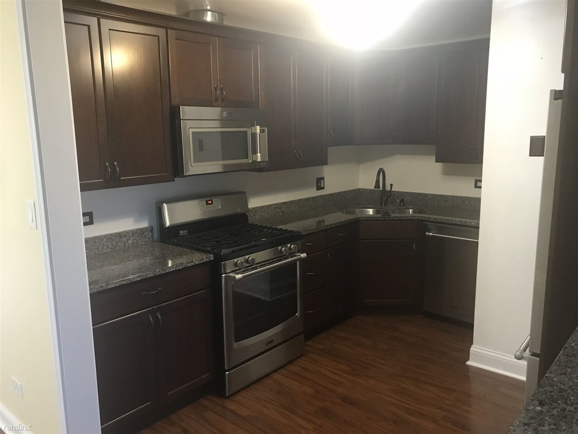 Primary Photo - 2 br, 1.5 bath Condo - 15 Crestview Ln Uni...